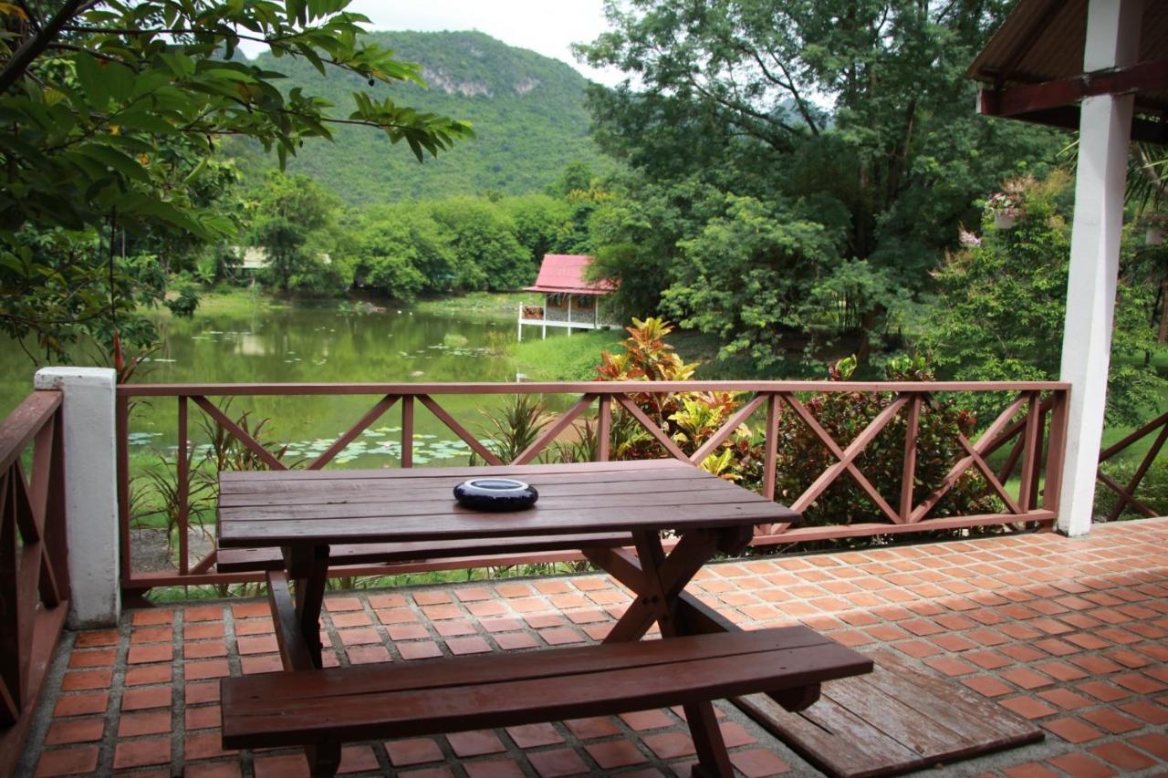 River Kwai Park & Resort Chongsadao Bagian luar foto