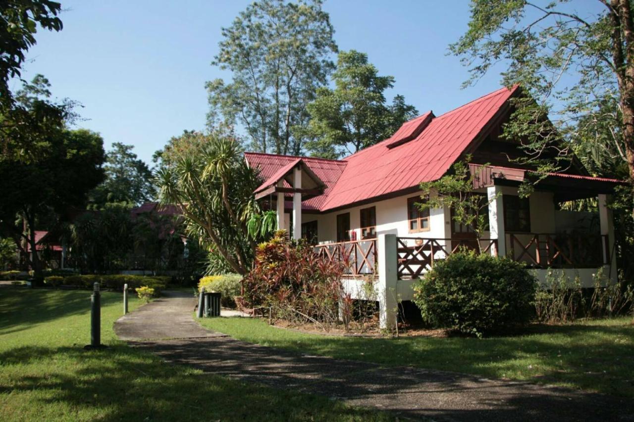 River Kwai Park & Resort Chongsadao Bagian luar foto